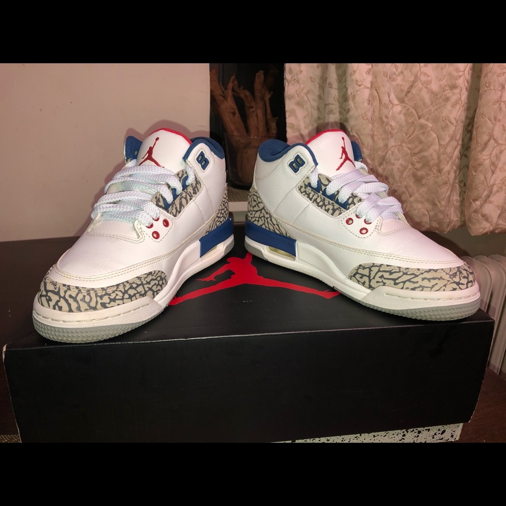 Jordan 3 true blue